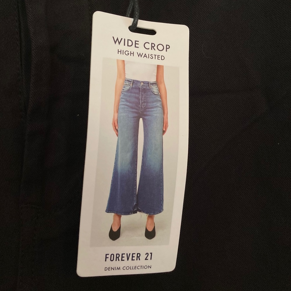 Cropped Wide-Leg High-Rise Black Pants - Picture 6 of 6